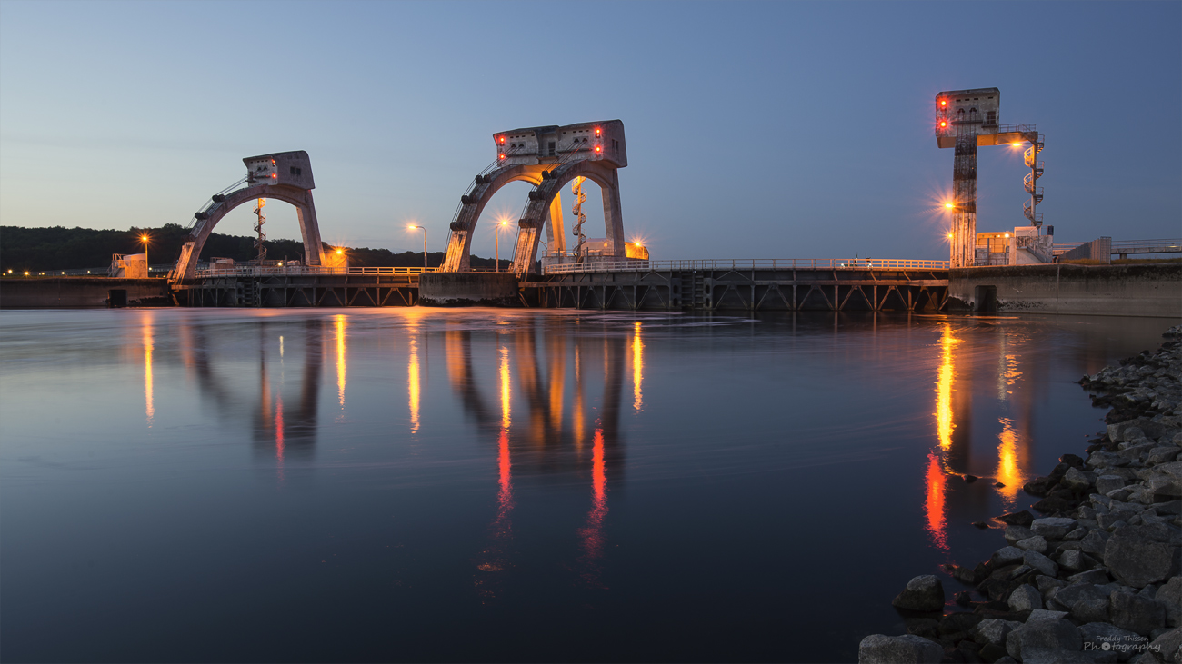 Ein Stauwehr in Driel, Niederlande