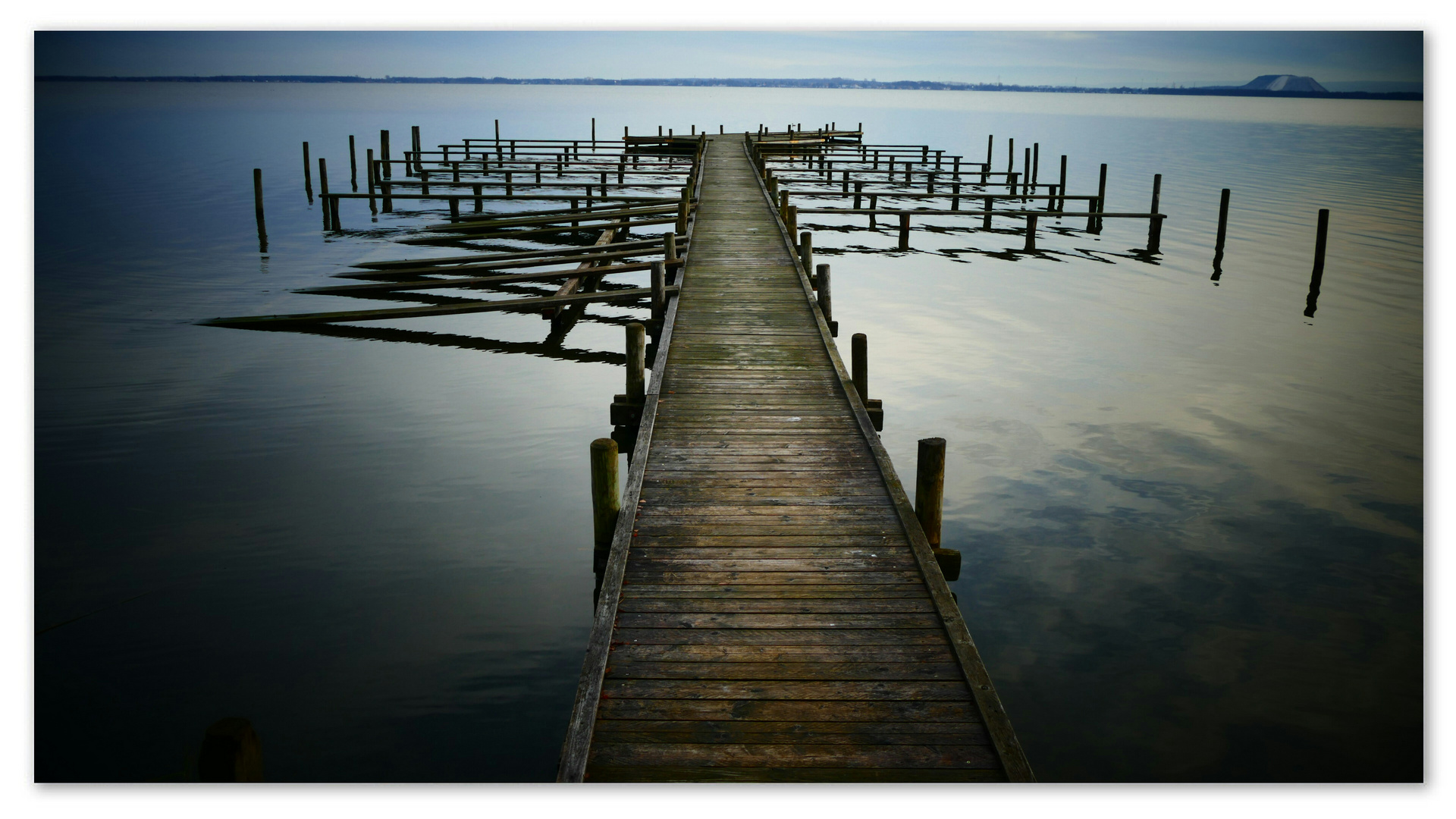 Ein Steg am Steinhuder Meer