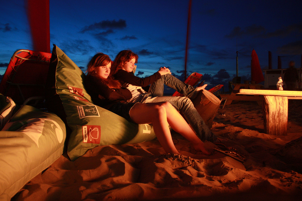 Ein Strandabend am Lagerfeuer