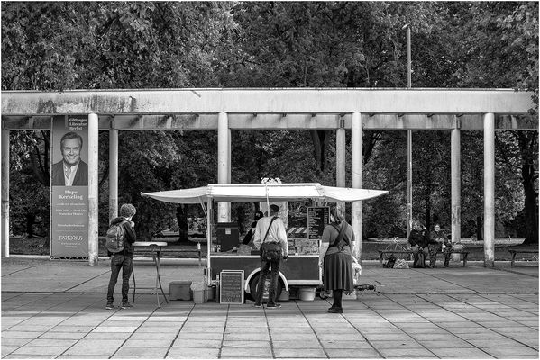 Ein Streetfoto mit Hape Kerkeling in SW