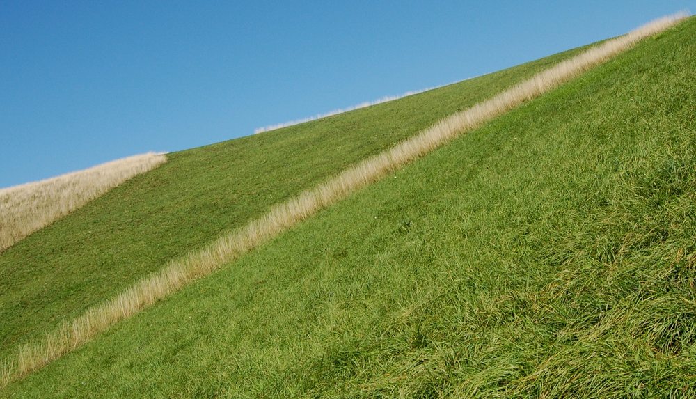 Ein Strich in der Landschaft oder ein kleines Lebenszeichen des derzeit faulenzierenden Accounts