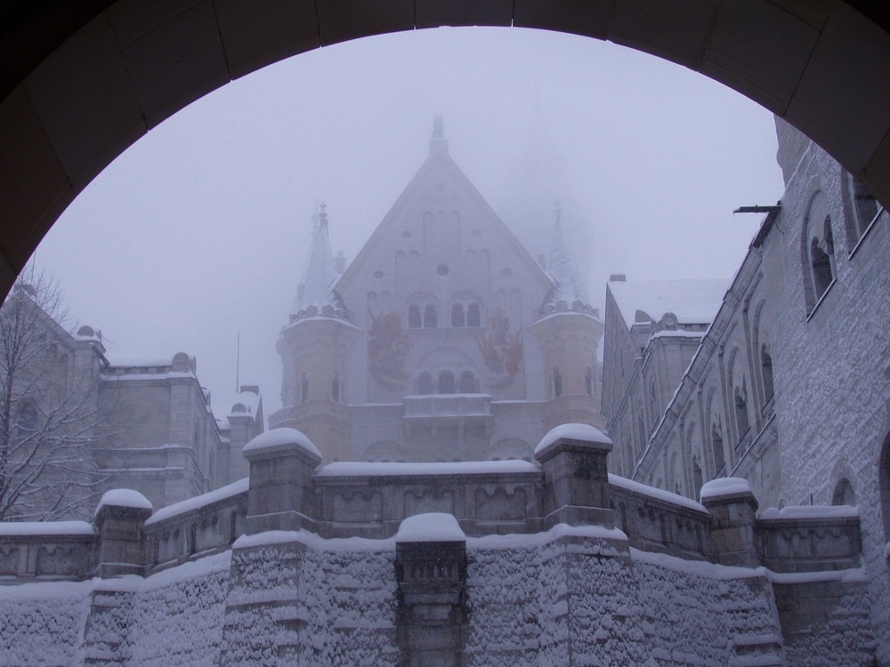 ein Stück Neuschwanstein im Winter 2005