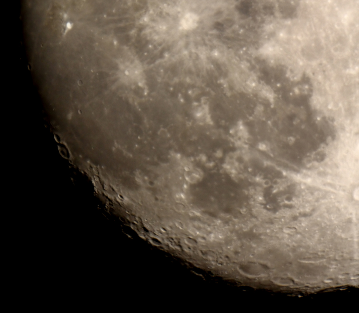 Ein Stückchen Mond (südöstliches Viertel)