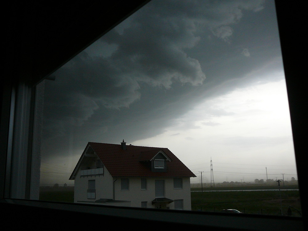 Ein Sturm zieht auf....