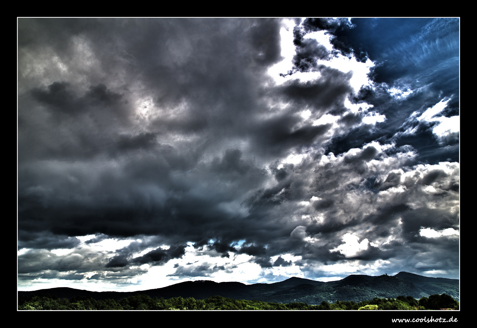 Ein Sturm zieht auf - HDR