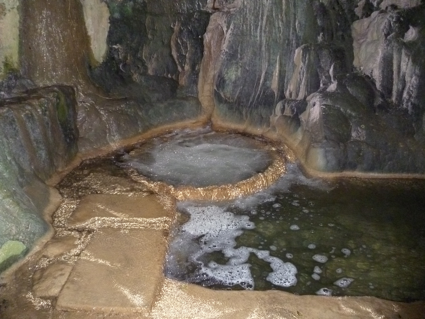 Ein Teil des Innenraumes einer Mühle in dem Naturschutzgebiet - Wasserfällen Krka