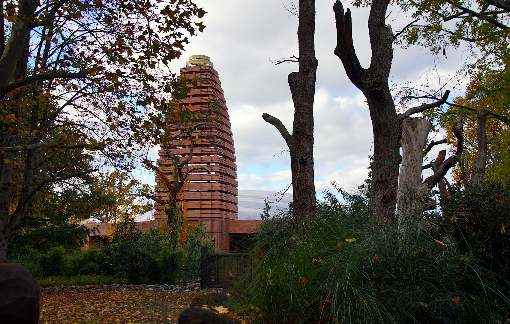 Ein Tempel im Berliner Dschungel