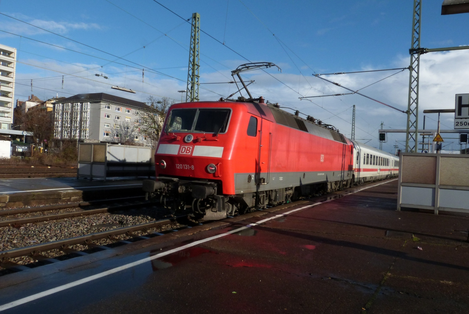 Ein teurer Steuerwagen