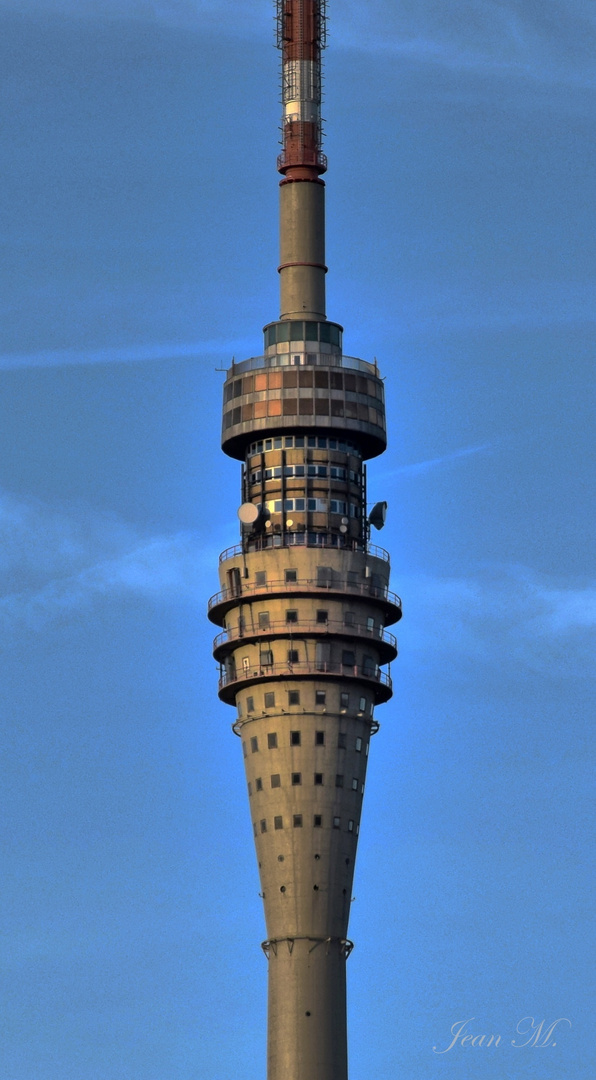 Ein Turm in Dresden