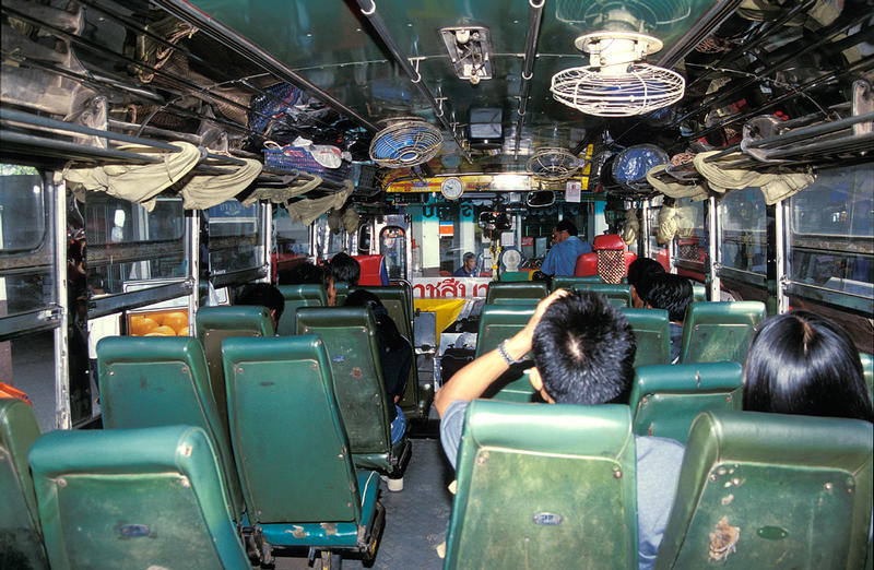 ein Überlandbus in Thailand