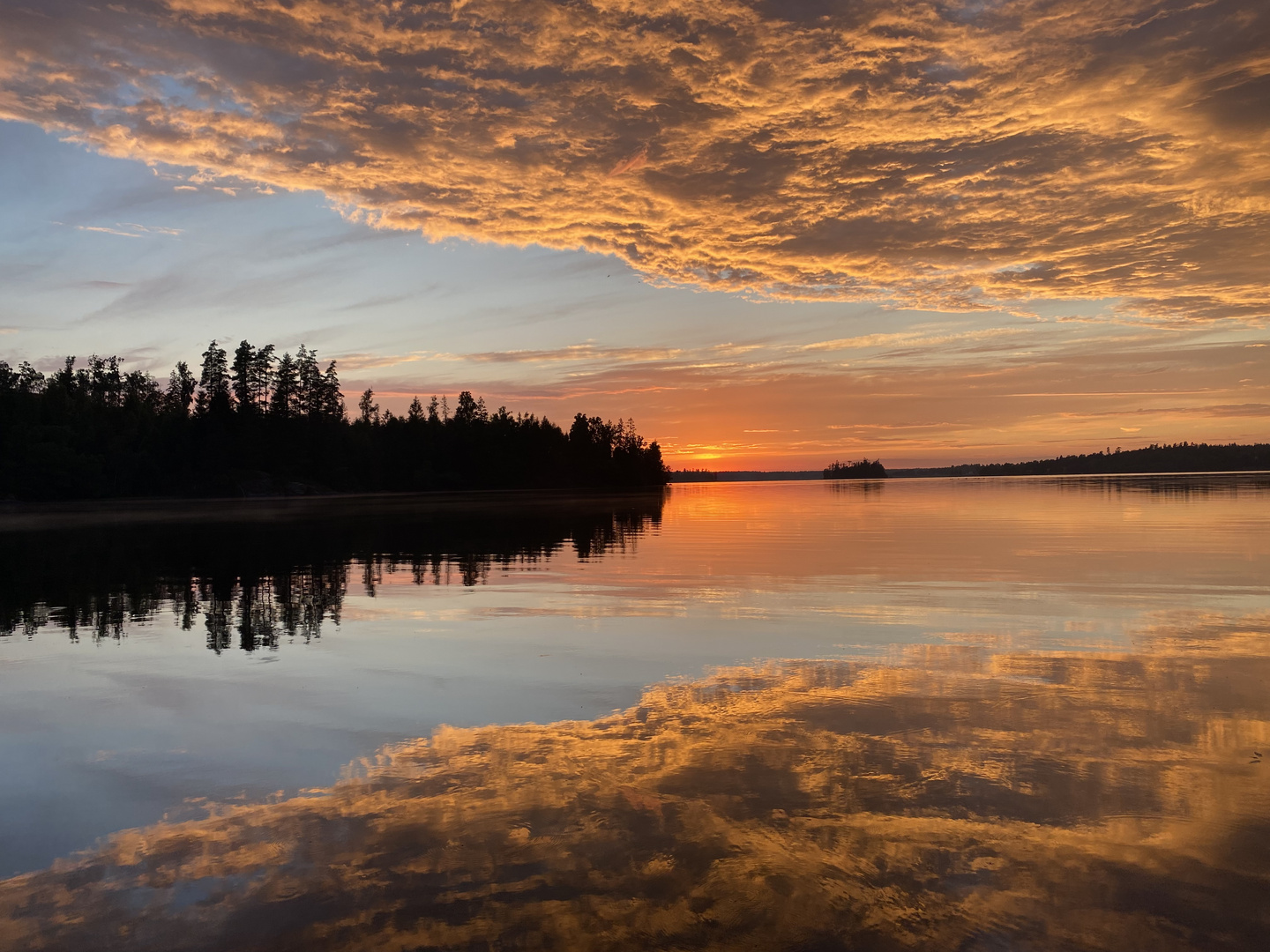 Ein unvergesslicher Sonnenuntergang in Schweden