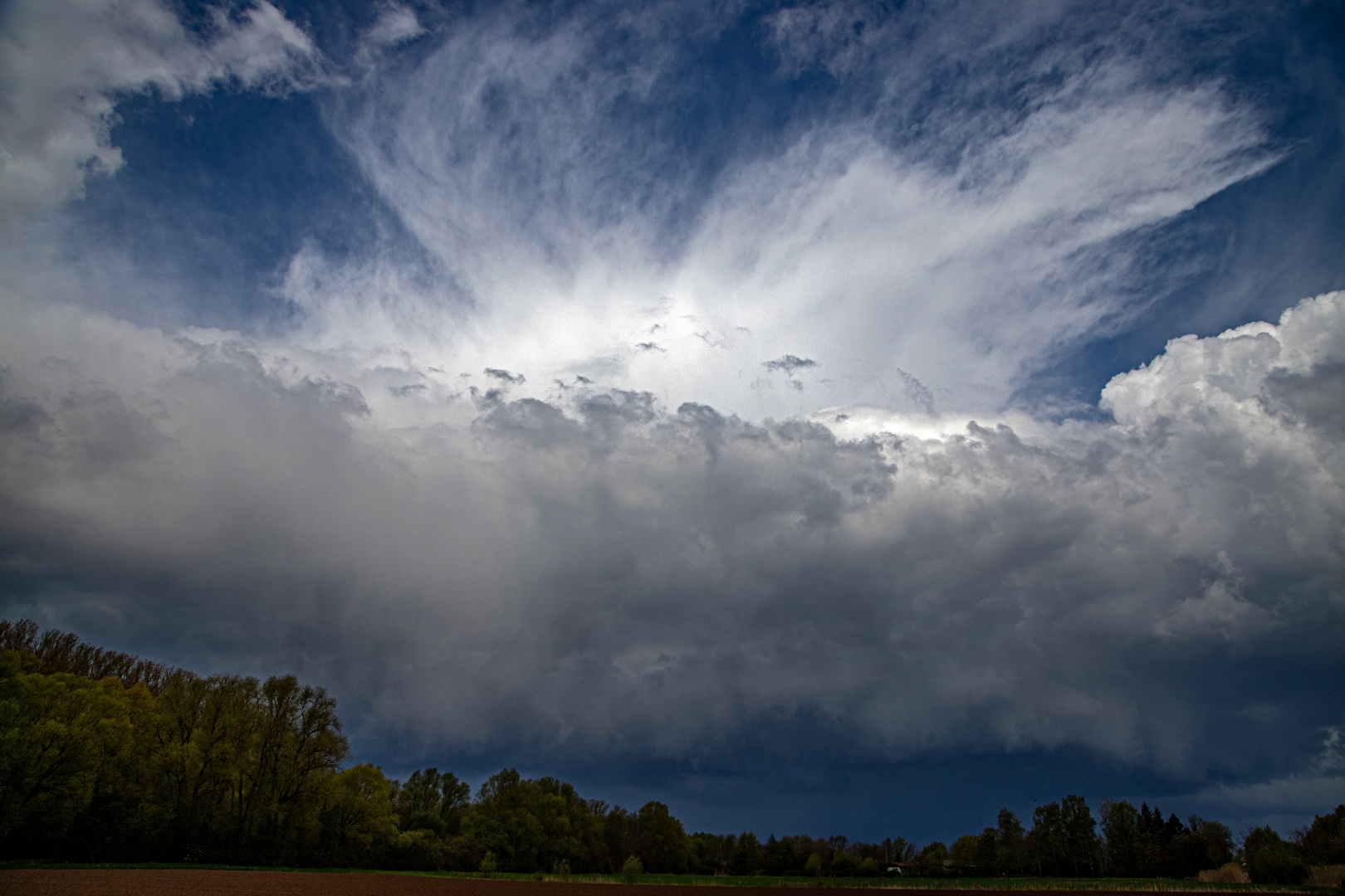 Ein Unwetter zieht auf