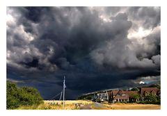 ..ein unwetter zieht auf....color