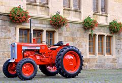 Ein Valmet 565 vor dem Rathaus in Billerbeck - Münsterland