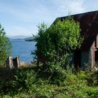 ein verlassener Ort an einem Fjord in Norwegen