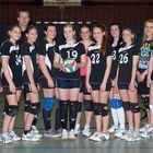 . Ein Volleyballteam des SC Hennen .