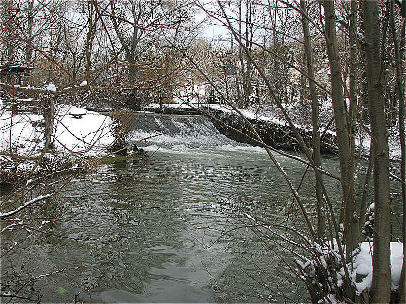 ein wasserfall an der wied nähe fischerhütte