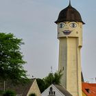 Ein Wasserturm kann auch fröhlich sein