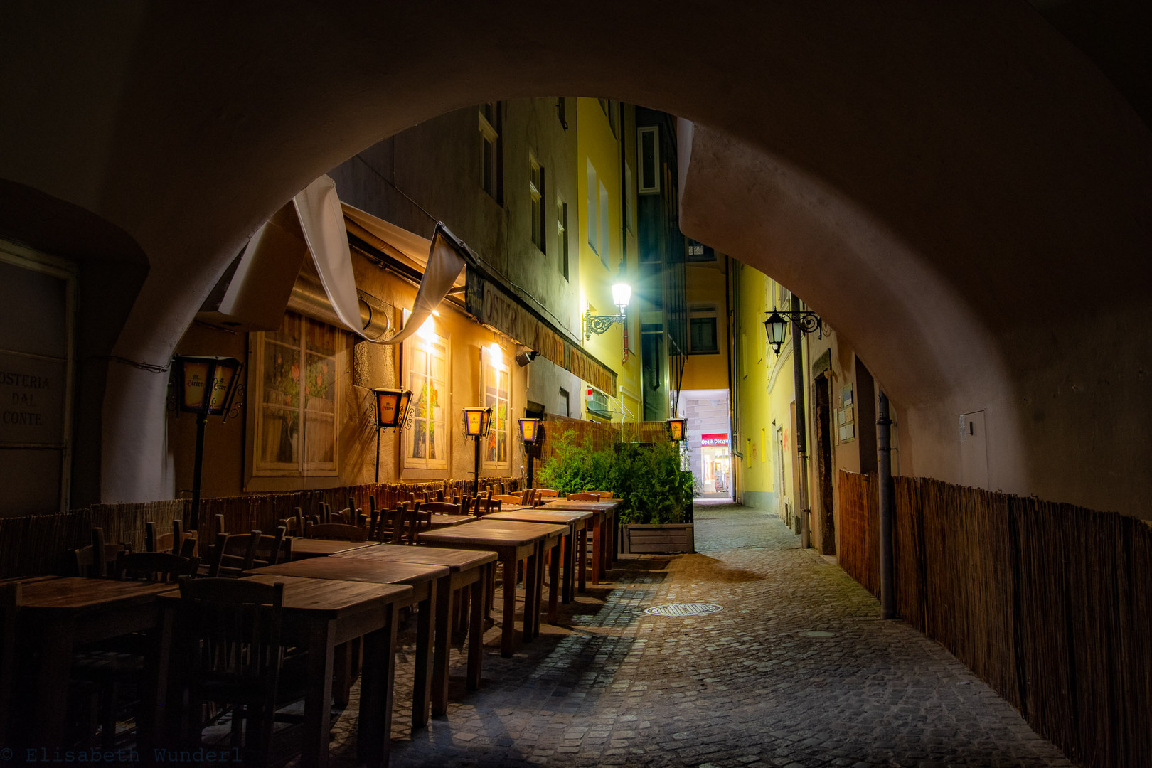 Ein Weinlokal im Stillen 