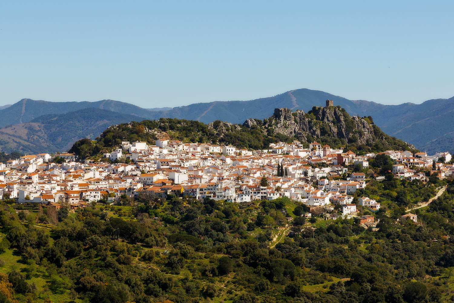 Ein weißes Dorf in der Umgebung von Ronda