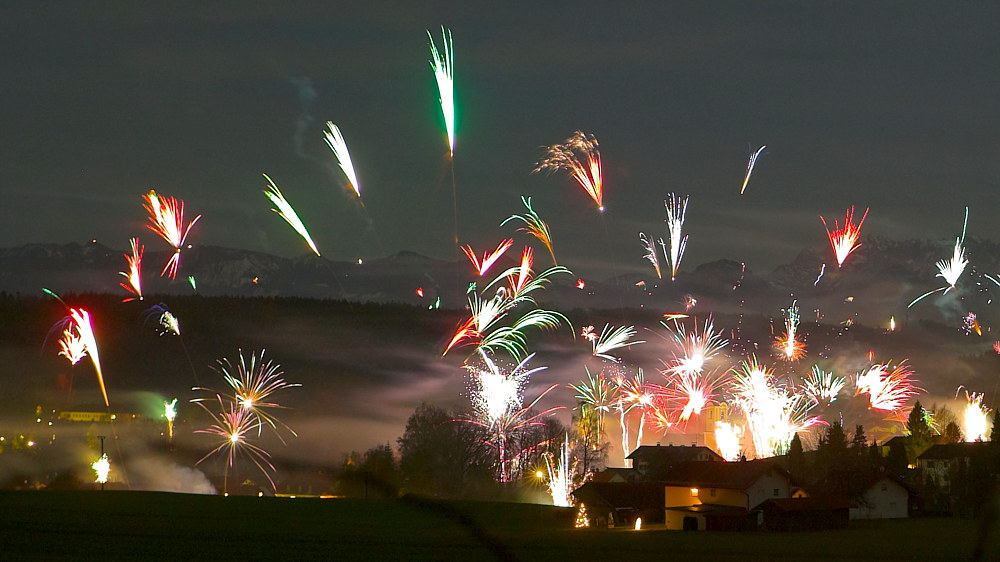 Ein weiteres Bild des Feuerwerks in Glonn