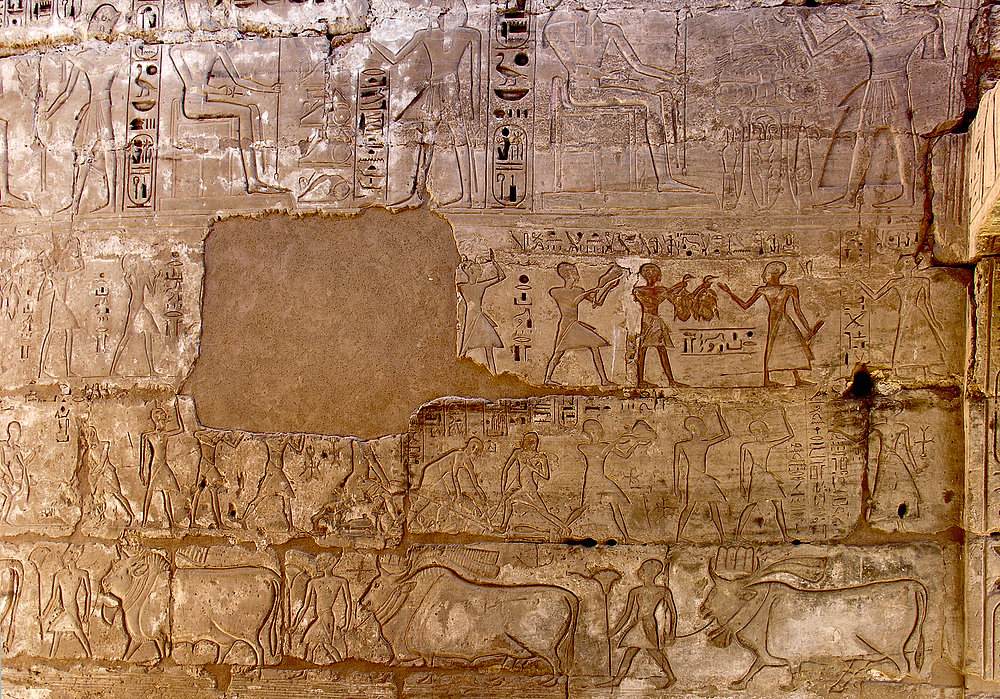 …ein weiteres interessantes Relief im Tempel von Medinet Habu…