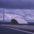 EIN WEITERES KUNSTWERK VON ARCH. OSKAR NIEMAYER IN BRASILIA