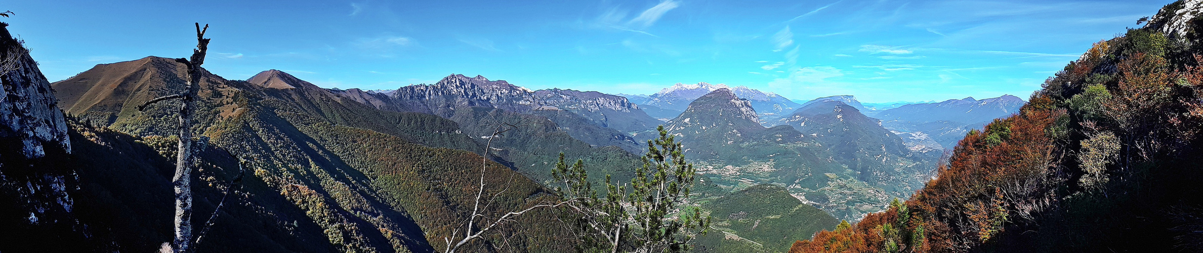 Ein weiteres Panorama vom Rocchetta-Gipfel Richtung Norden