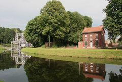 ein weiteres Schiffshebewerk am Canal du Centre