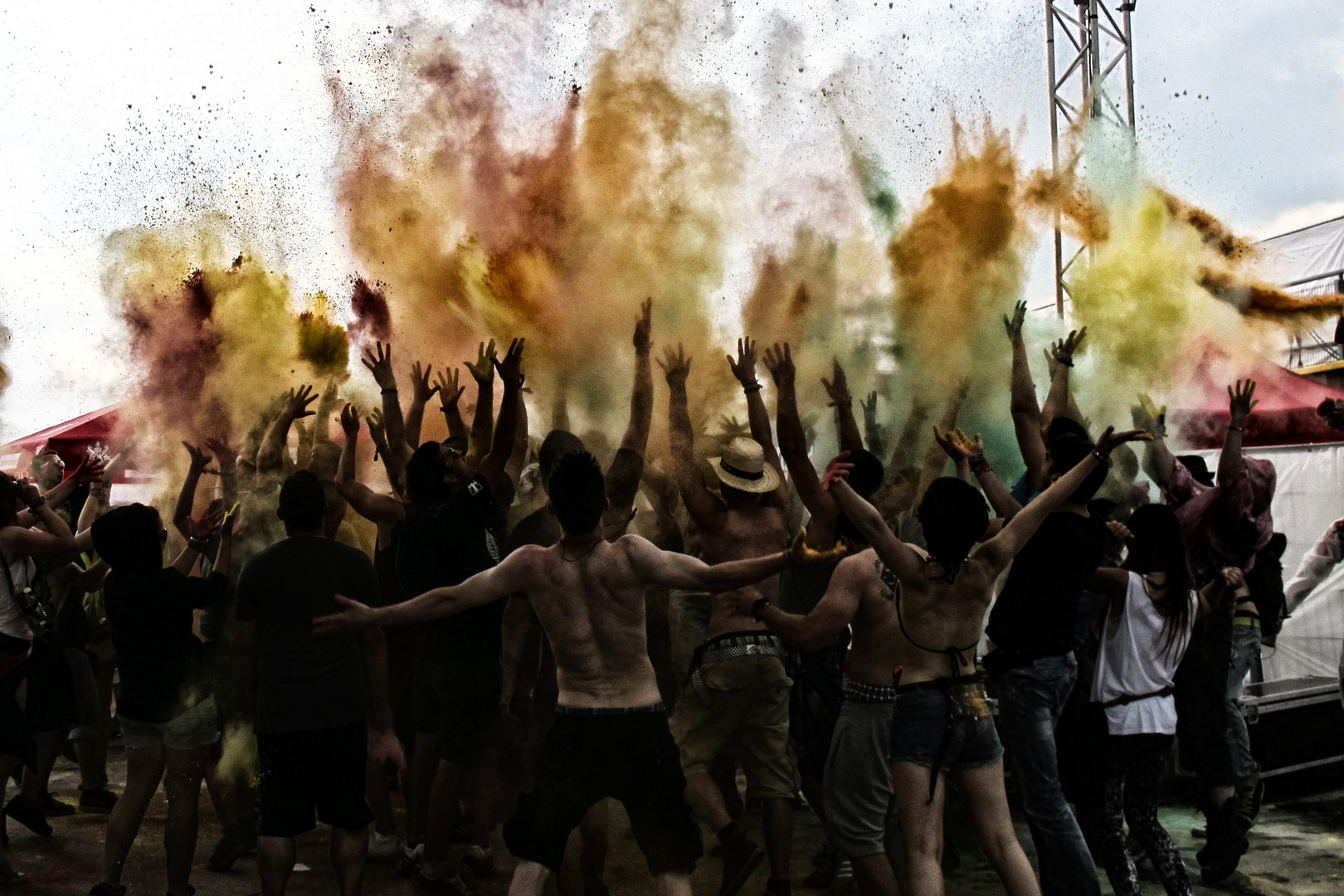 Ein wenig Holi bei Rock am Ring