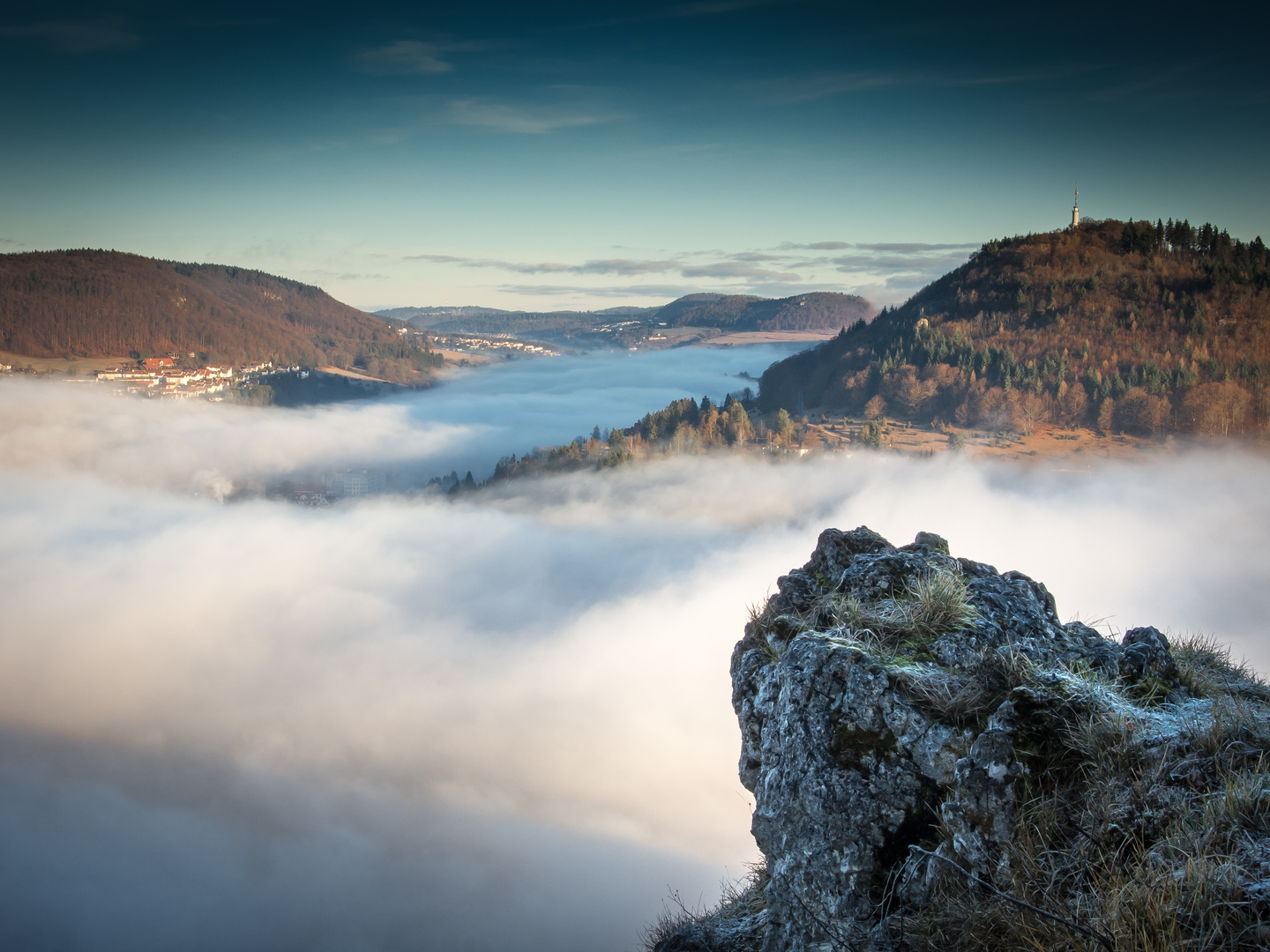 Ein Winter ohne Schnee, dafür aber mit Nebel im Tal