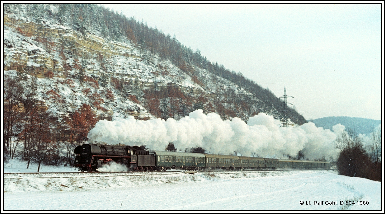 Ein winterlich historisches Bild, der D 504 bei Remschütz