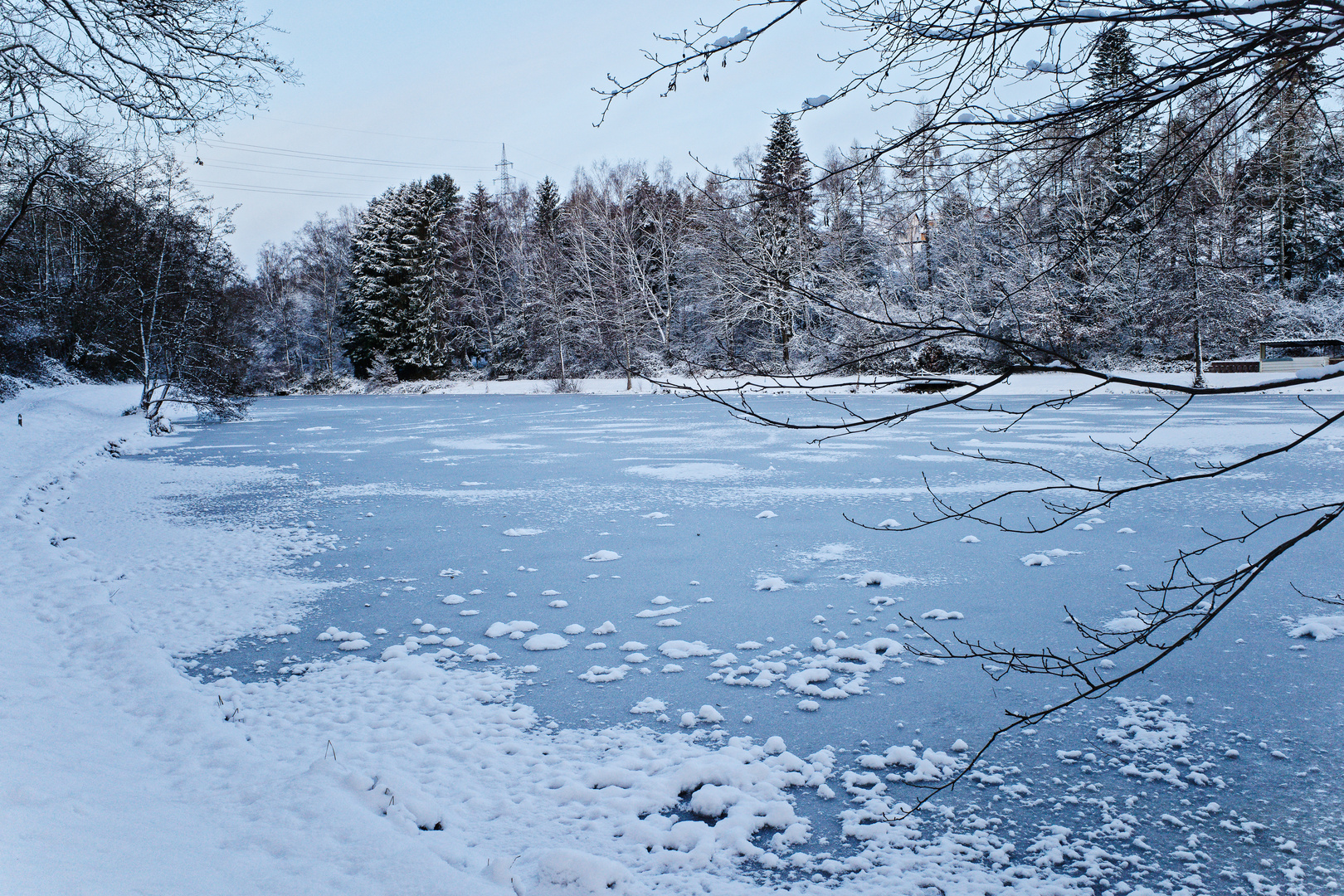 Ein Wintermorgen am großen Lasbachteich