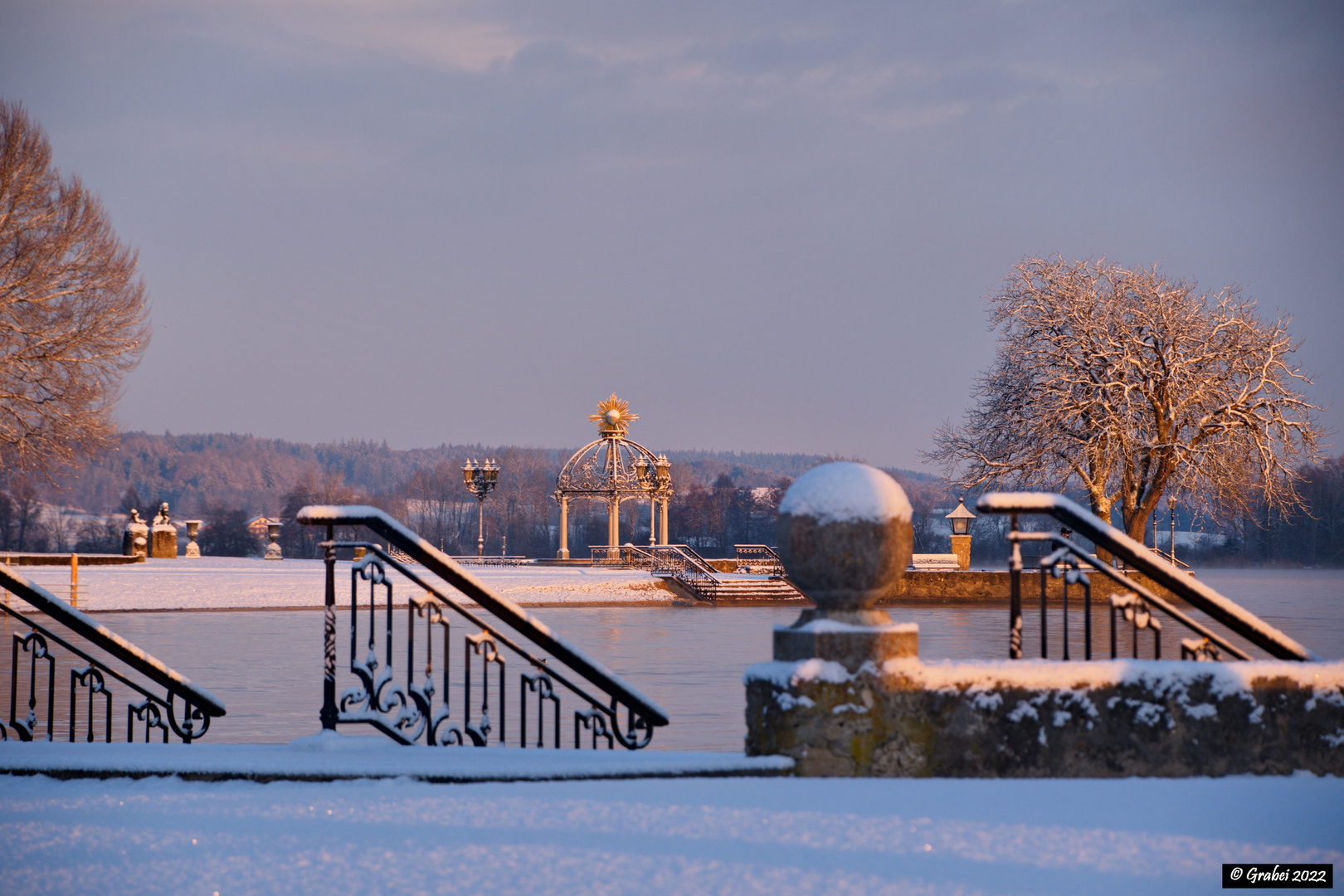 ein Wintermorgen am Waginger See 