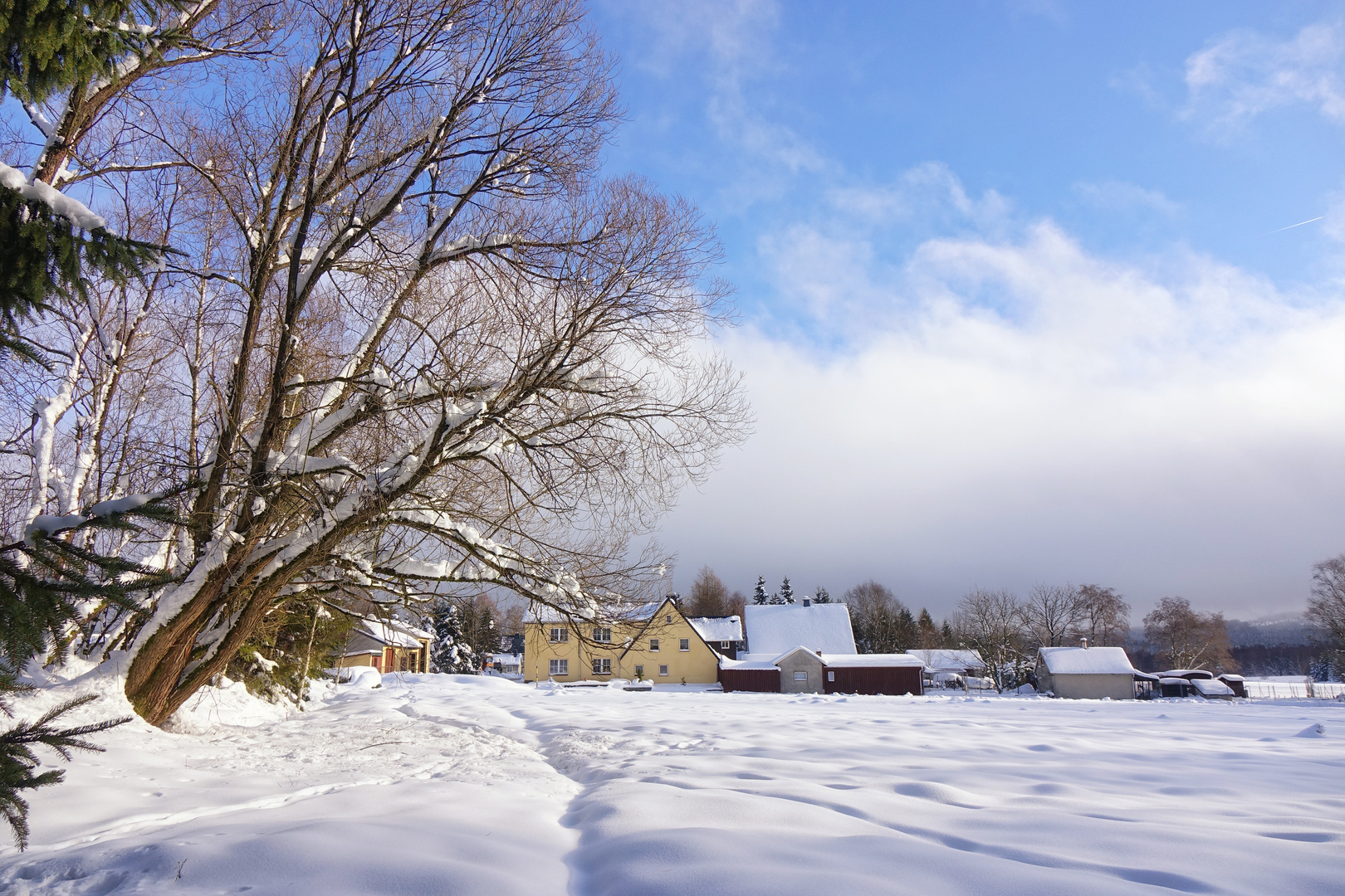 ein Wintertag mit Sonne im Erzgebirge ...