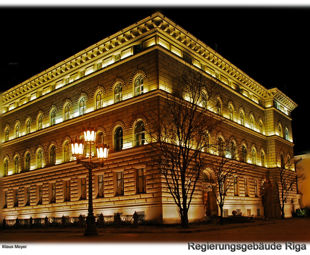 Ein Wochenende in Riga - Regierungsgebäude