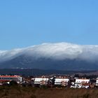 Ein Wolkenbedeckter Berg