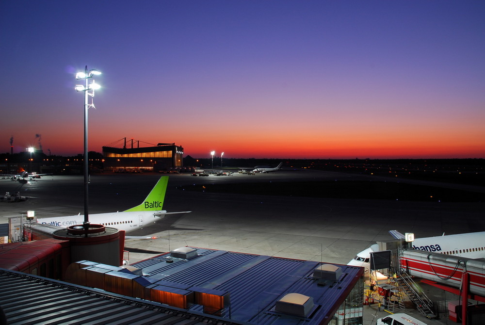 Ein wundervoller Tag geht zu Ende auf dem Airport Berlin-Tegel