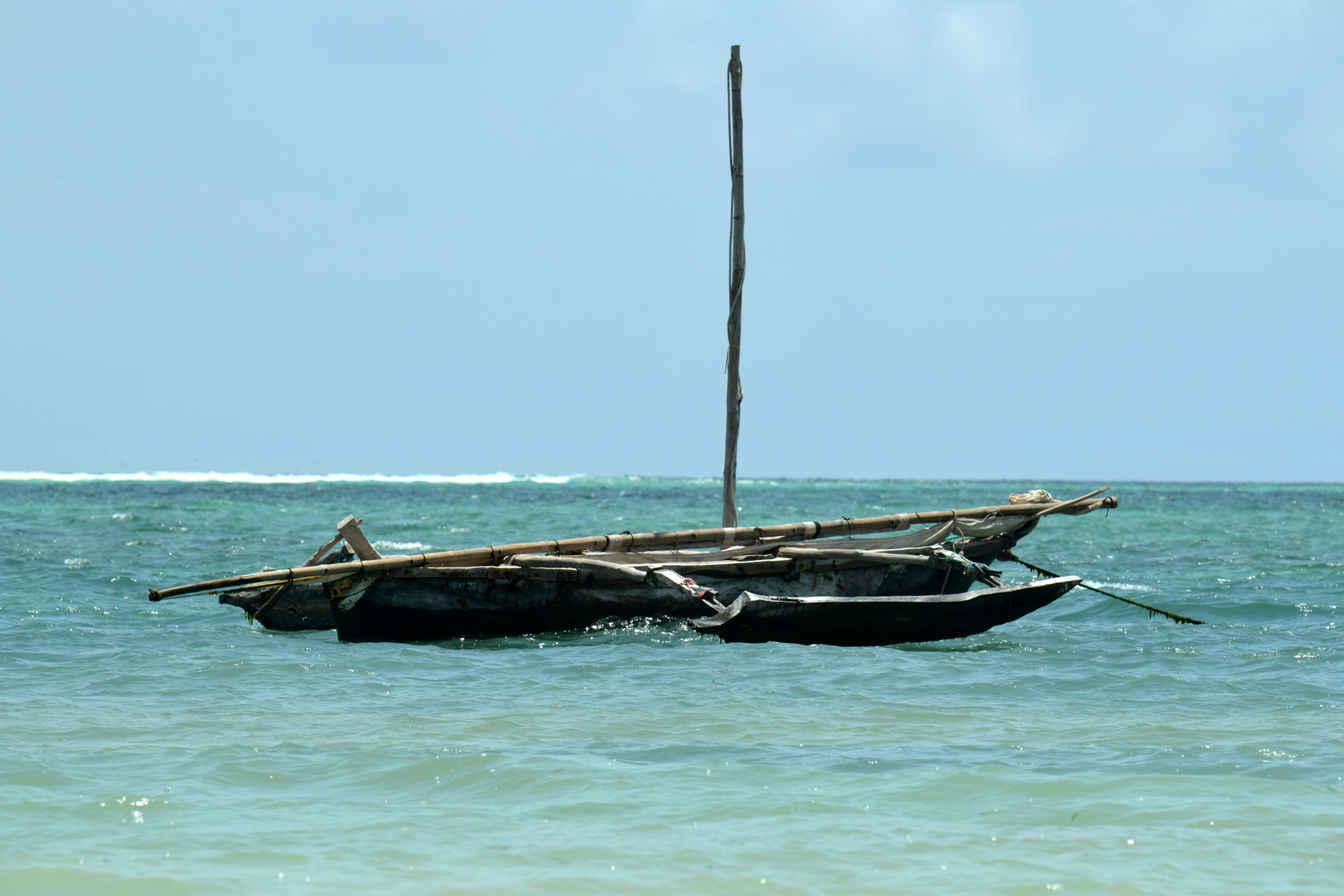 Einbaum 2 auf dem Wasser