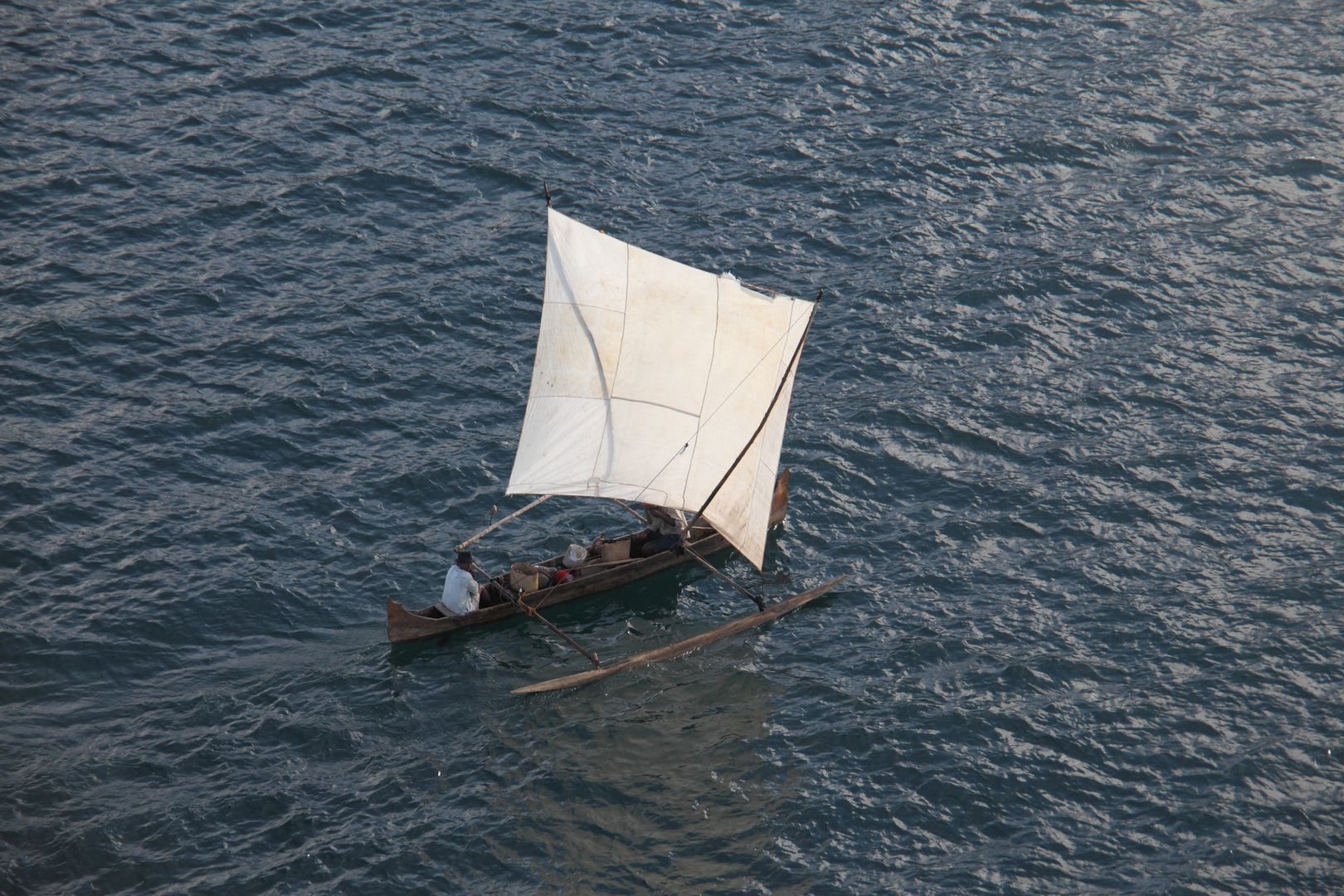 Einbaum-Segler bei Nosy Be, Madagaskar