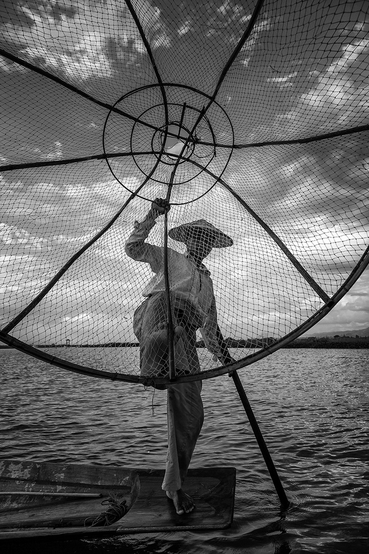 Einbeinruderer auf dem Inle-See (Myanmar)