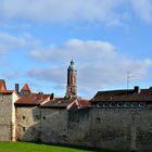 Eine alte Stadtmauer