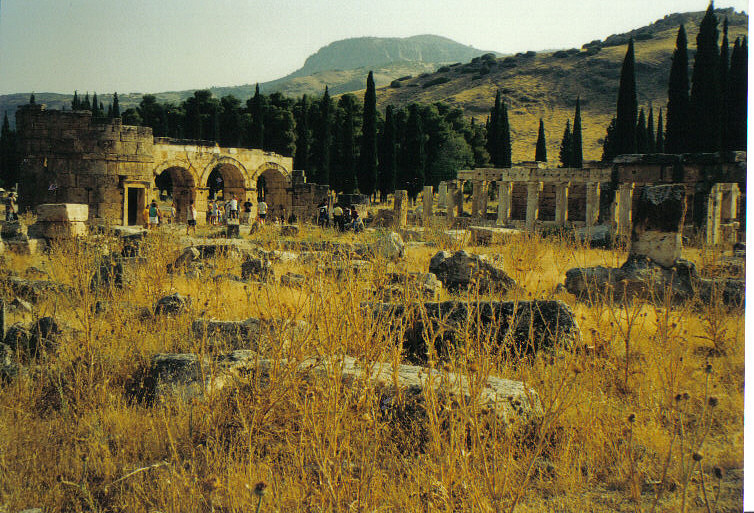 eine antike Stadt bei Pammukale-Hierapolis