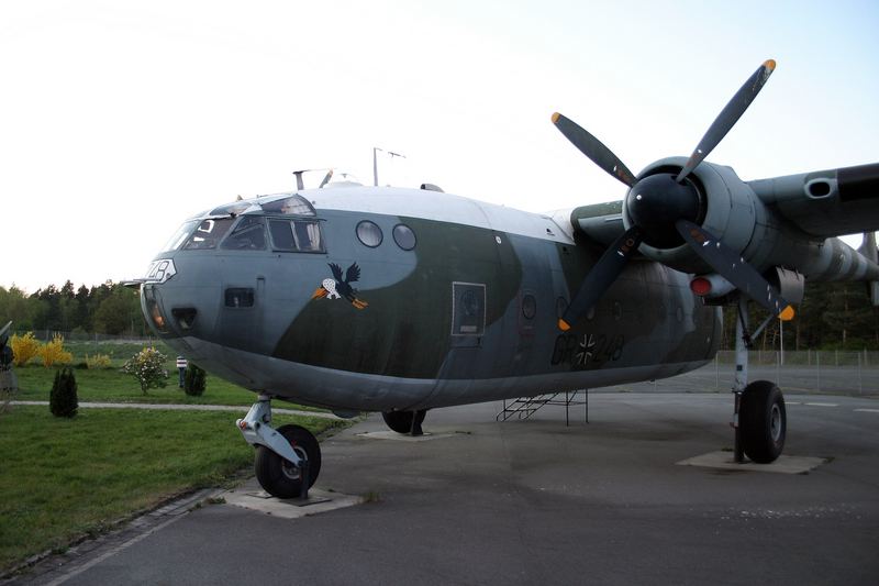 Eine ausgediente Noratlas des LTG 62 auf dem Fliegerhorst Wunstorf