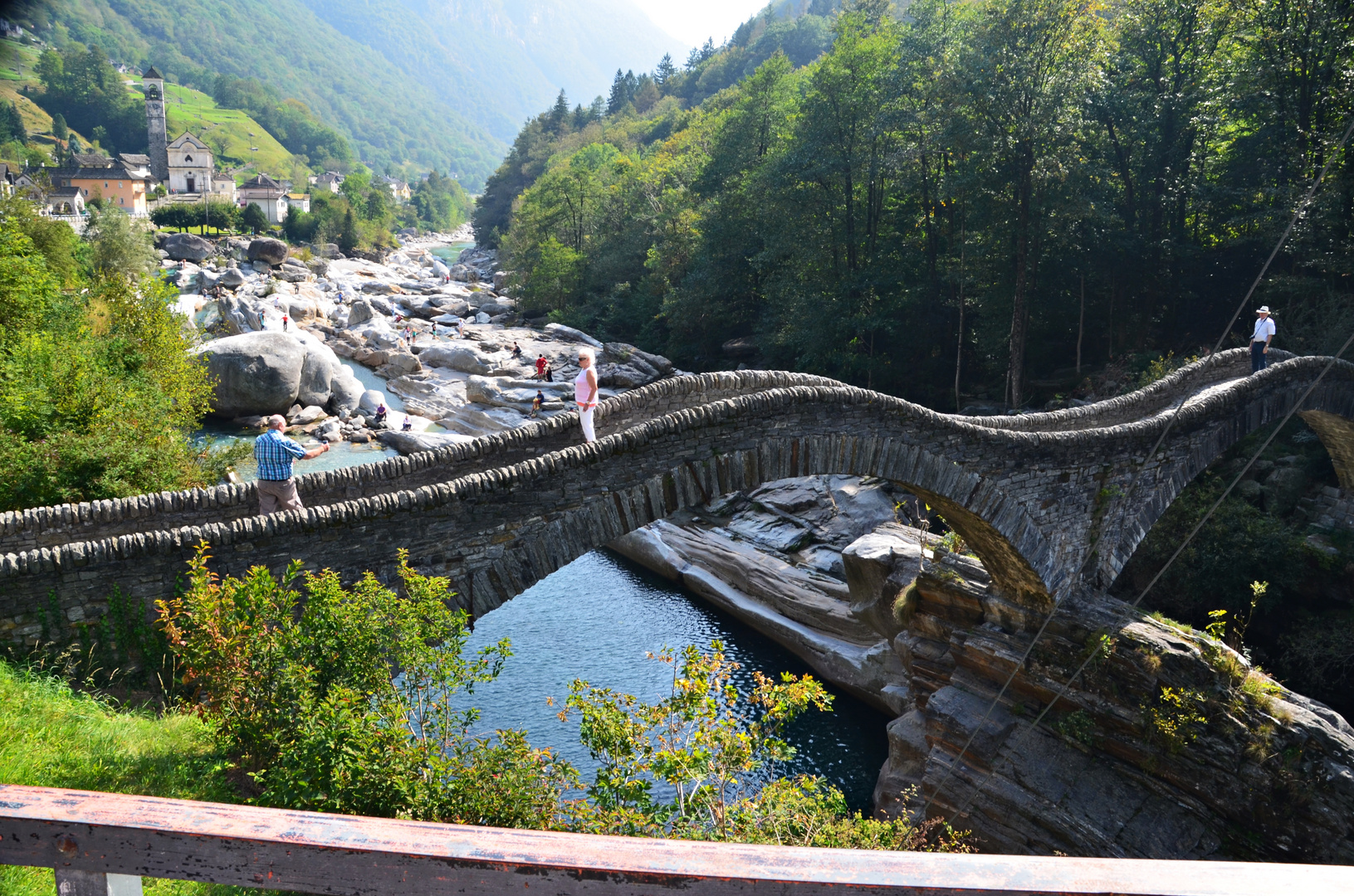 Eine bekannte Brücke in der Schweiz