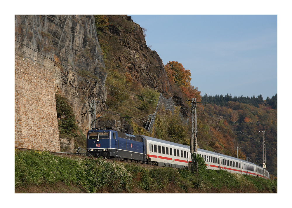 Eine Blaue an der Mosel