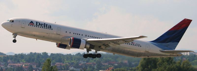 Eine Boeing B767-300ER der Delta Airlines auf dem Weg nach Atlanta