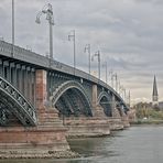 eine Brücke