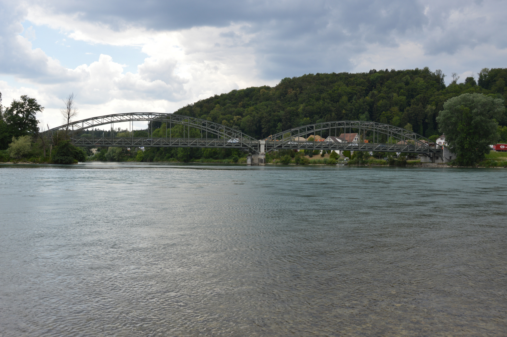 eine Brücke in Felsenau 