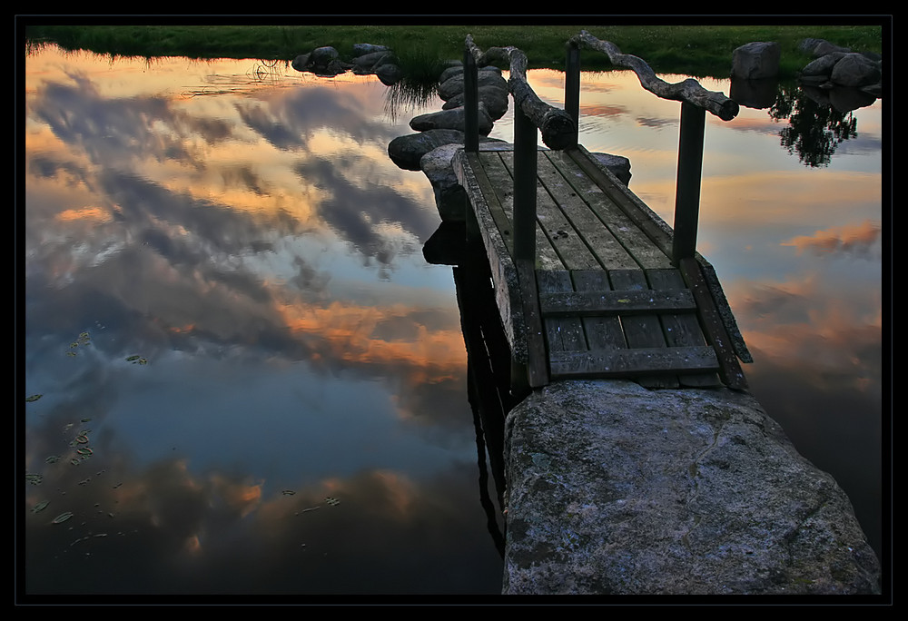 Eine Brücke über den Himmel